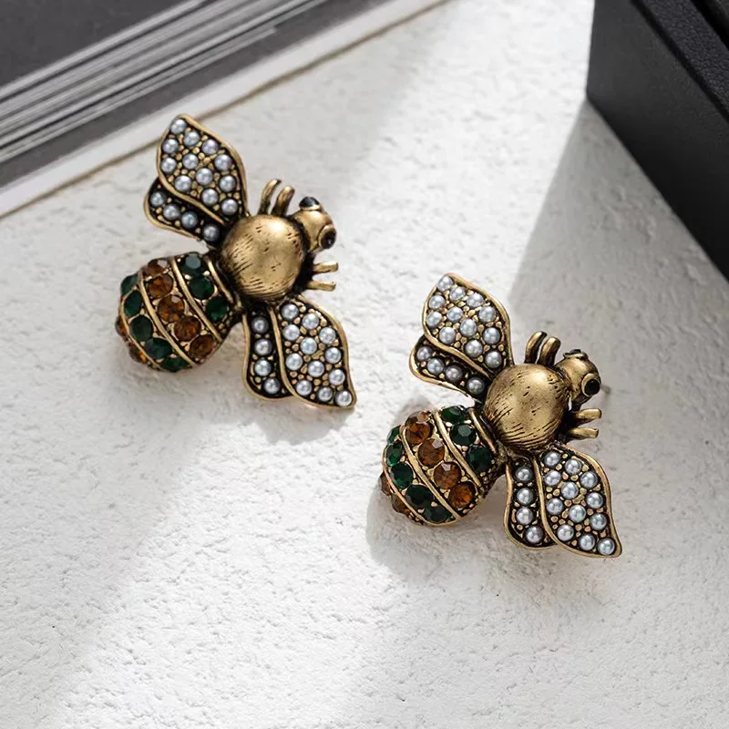 retro vintage jewelry palace court style luxury women accessories creative pearl tiny bumble bee stud earring