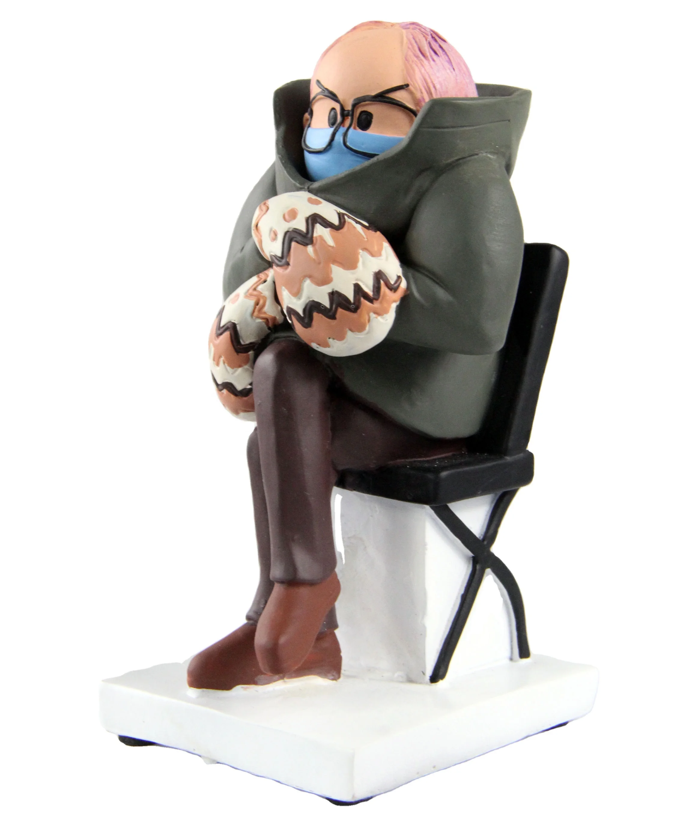 Trophy of Race of President Bernie Sanders Sculpture Funny Meme Mittens Bobblehead Figure Resin Statue Presidential candidate