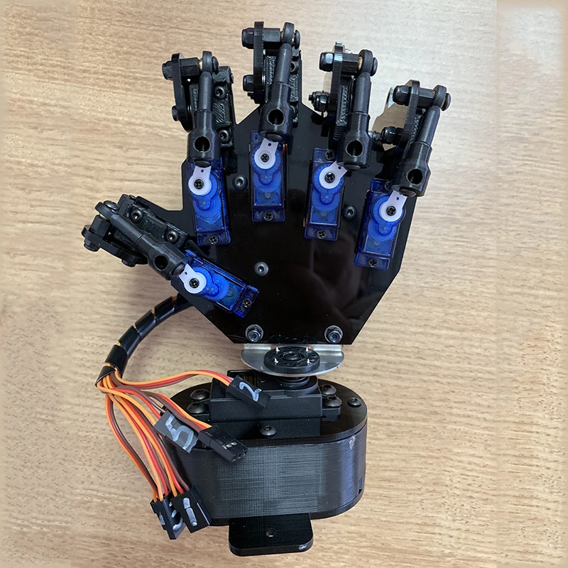 Stable Operation Universal Robot Arm For Test