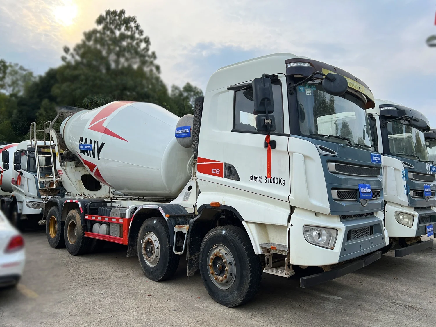 12 Cubic Meters 10cbm Concrete Mixer Truck Concrete Cement Mixing Machine Hydraulic Used SANYs Hino Engine