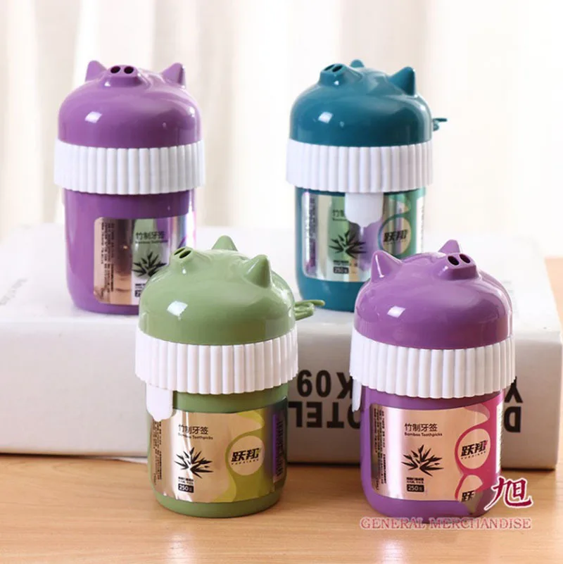 Wholesale cute Piggy toothpick box Multicolor plastic