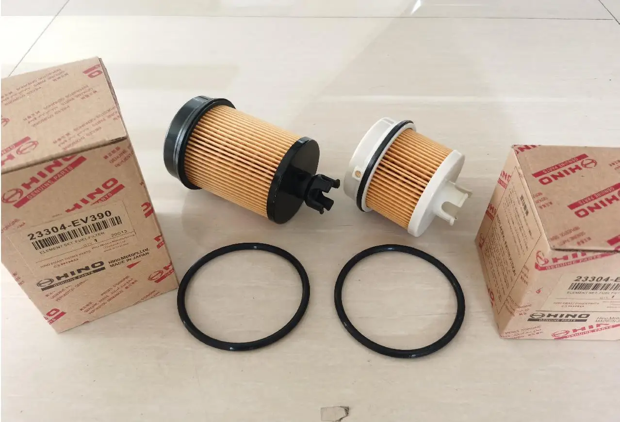 Chinese manufacturer Isuzu Hino Mitsubishi Nissan Benz truck accessories, support customized affordable prices