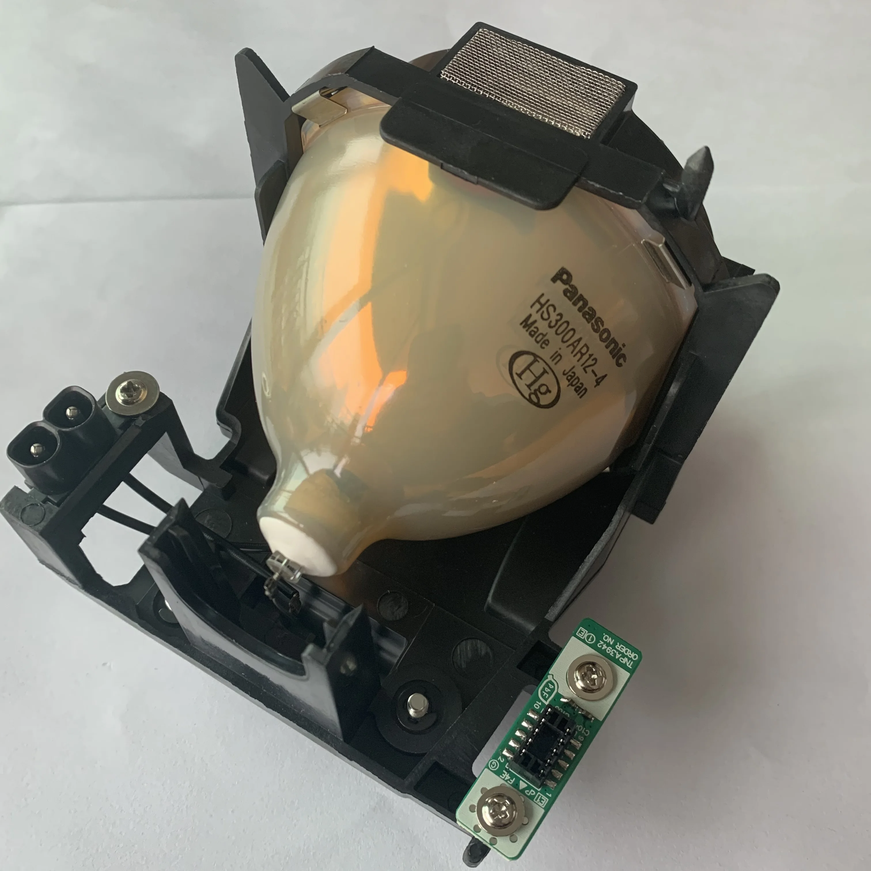 Original projector Replacement lamp ET-LAD60 for  projector  PT-DW6300US, PT-DW640, PT-DW640E, PT-DW640L, PT-DW640S