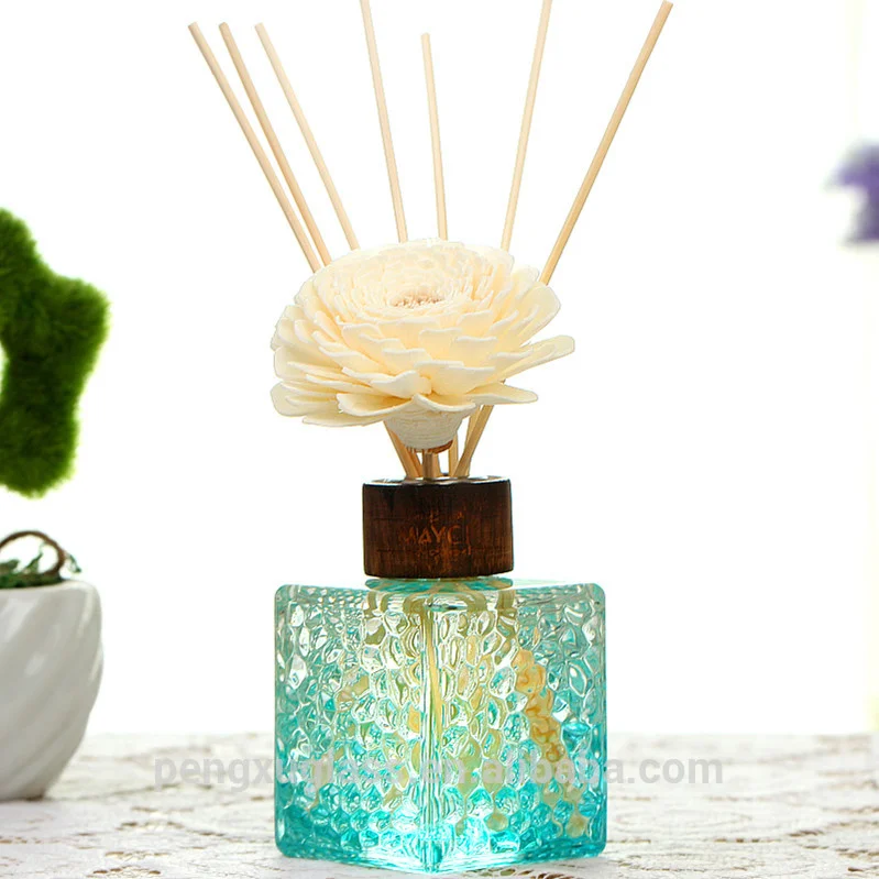 AVERTAN Manufacturer Wholesale Aroma Glass Bottle Pharmaceutical Perfume Bottle Diffuser Glass Bottle with Artificial Flowers