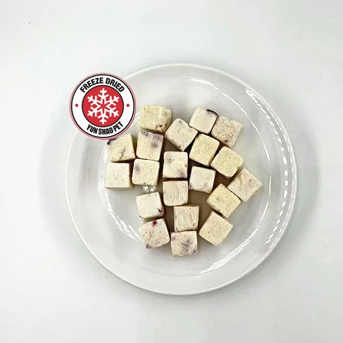 Natural training treats freeze dried Yogurt treats cat food dry pet food for cat and dog feeds Low MOQ
