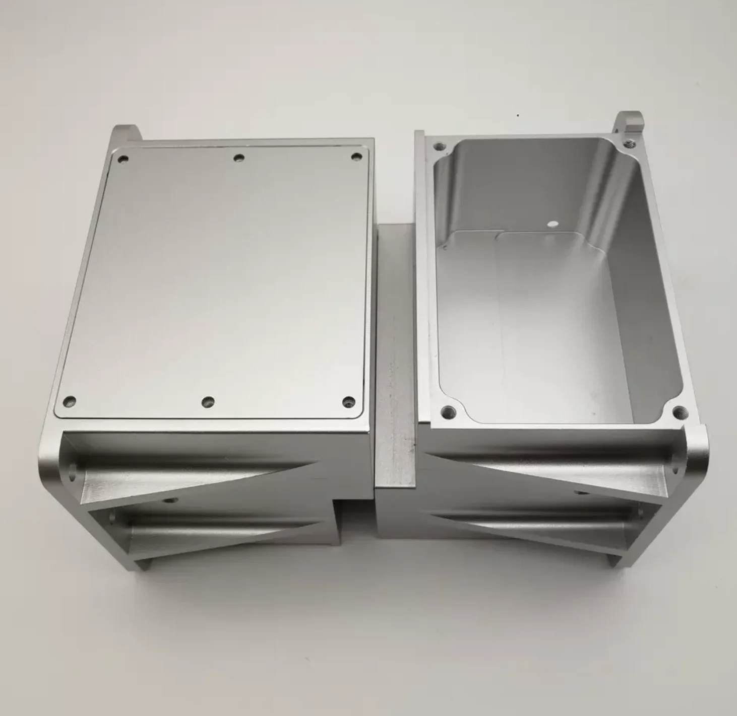 Прецизионная обработка CNC из алюминиевого сплава анодированная часть PVD аппаратное обеспечение OEM и ODM