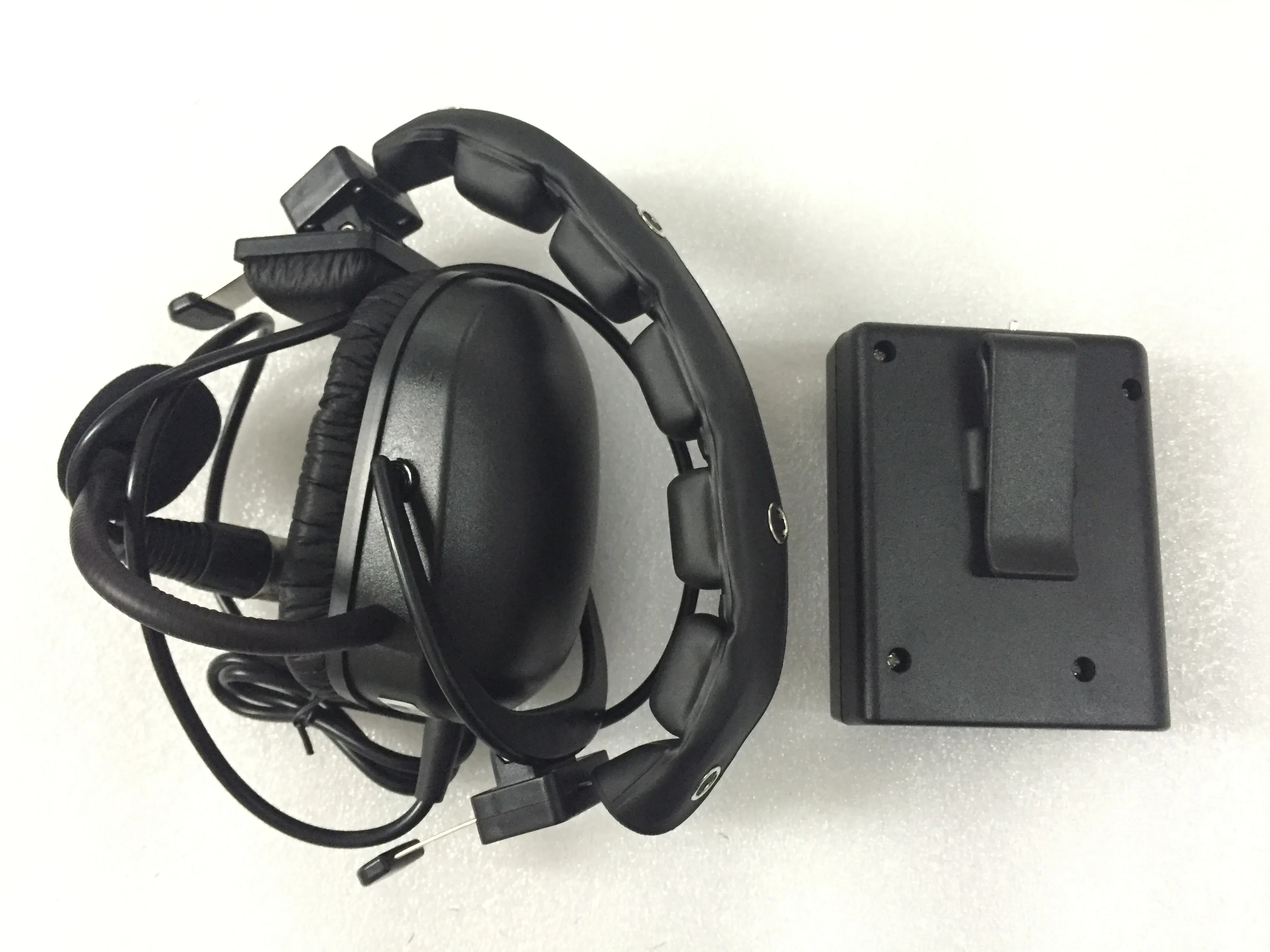 TELIKOU MDS-100 wireless full duplex intercom system for stage church TV station , studio room  system integration