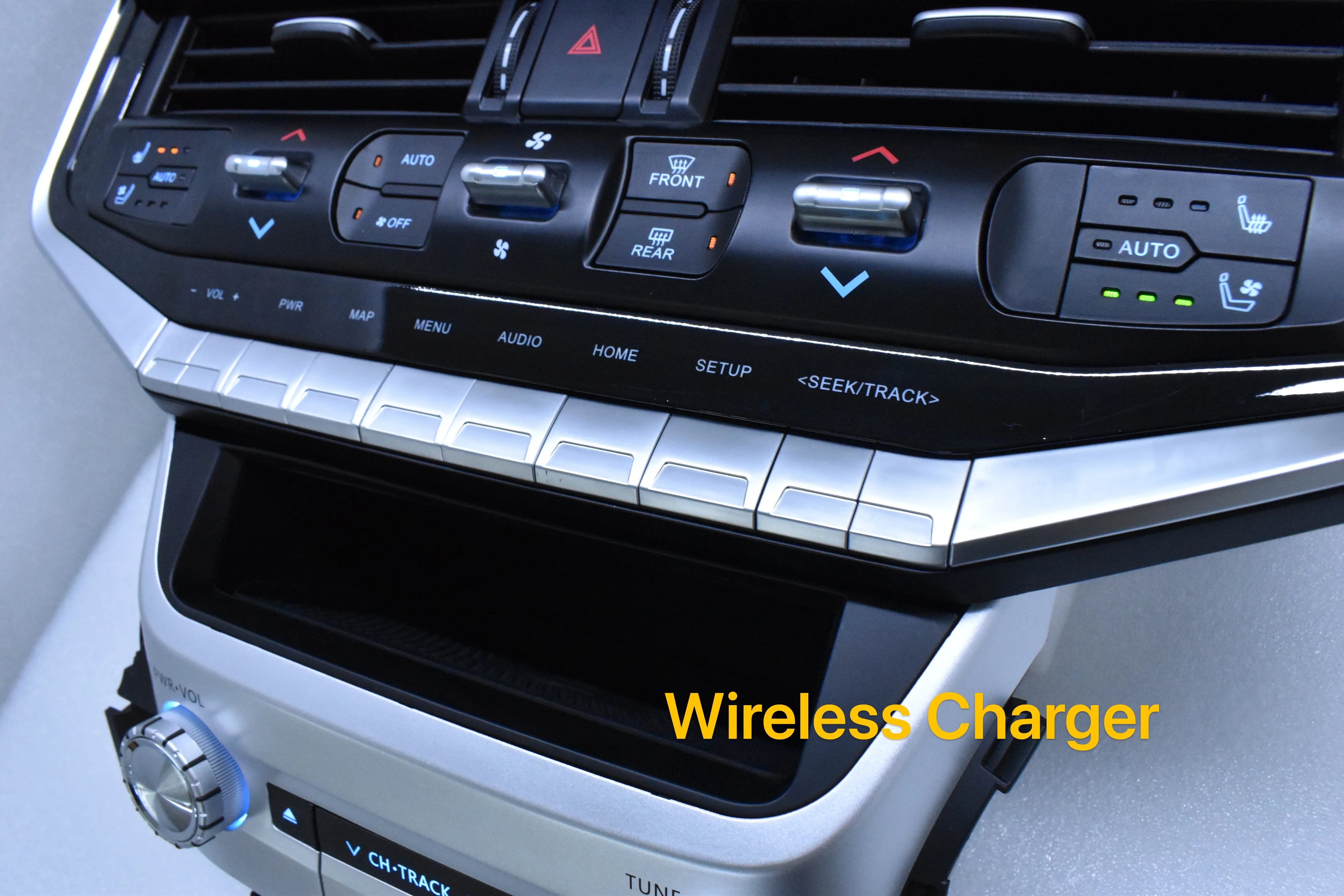 HW GPS Navigation Android Head Unit 200 to 300 Screen with Wireless Charger 4+64G 6+128G for Land cruiser LC200 2008-2020