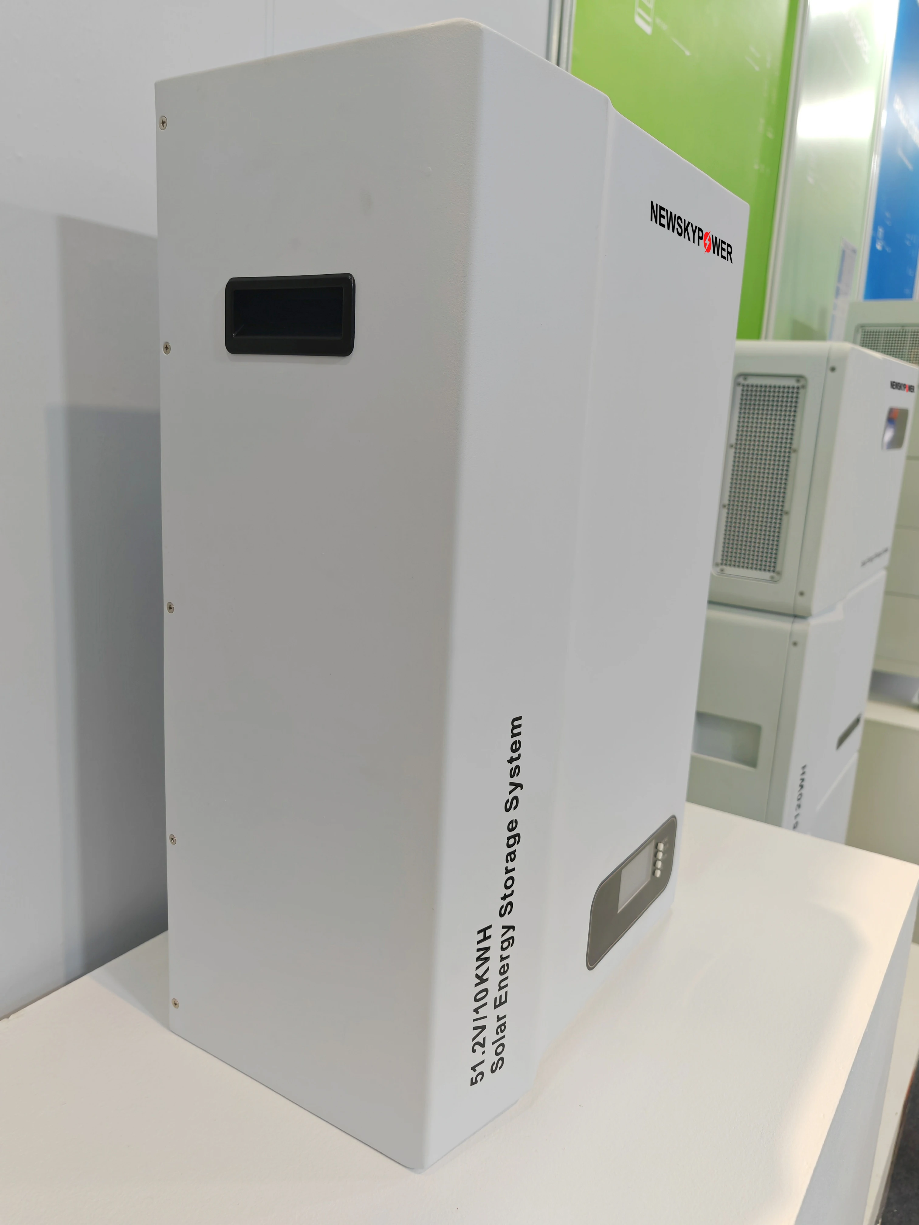 Pure Sine Wave Off Grid Hybrid Solar Battery With MPPT Energy Storage System 5KWh 10KWh 100ah For Home Wall Mounted