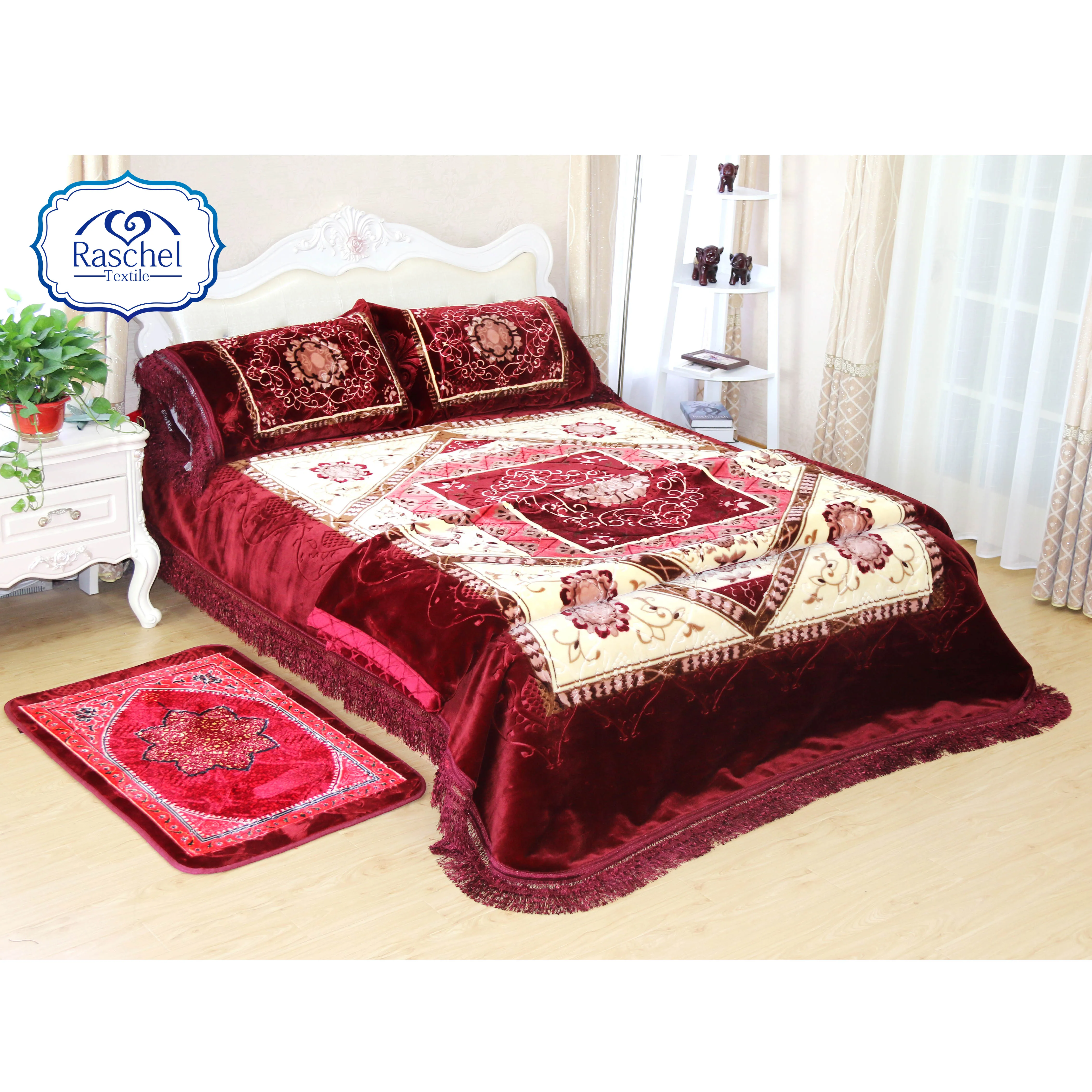 100% Polyester 4 Pcs Blanket Bedding Set With Long Pillowcase