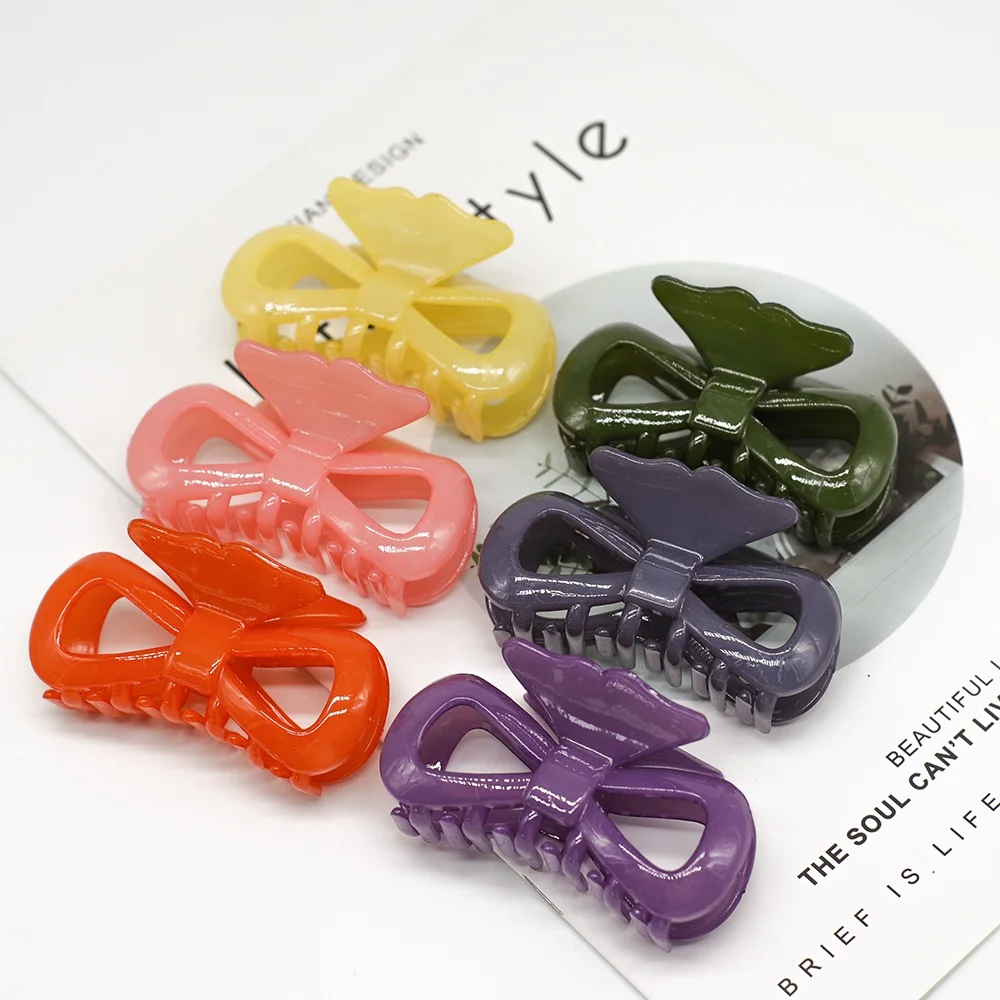 Заколка для волос в ванну