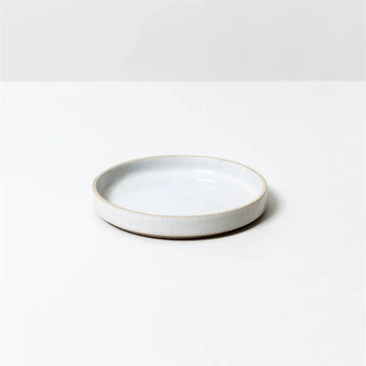 Optional size custom kitchen white round stoneware food platter serving dishes bread eating ceramic plate for restaurant