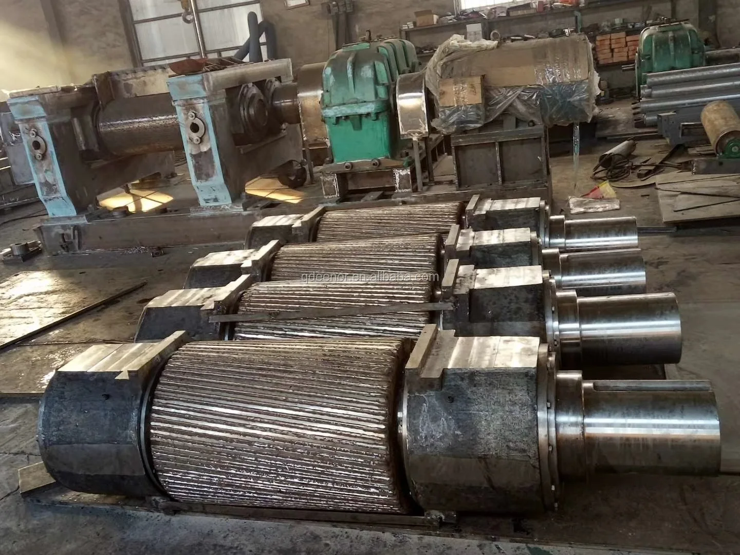 Tire crusher blocks making machine /used tire recycling line /waste tire recycling line