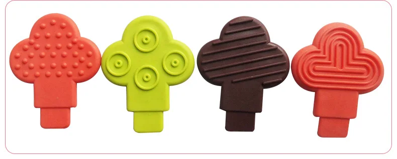 Custom Bpa Free  Silicone Baby Teether Baby Eating Training Teething Toy Children Silicone Chewable Ring Round Toys