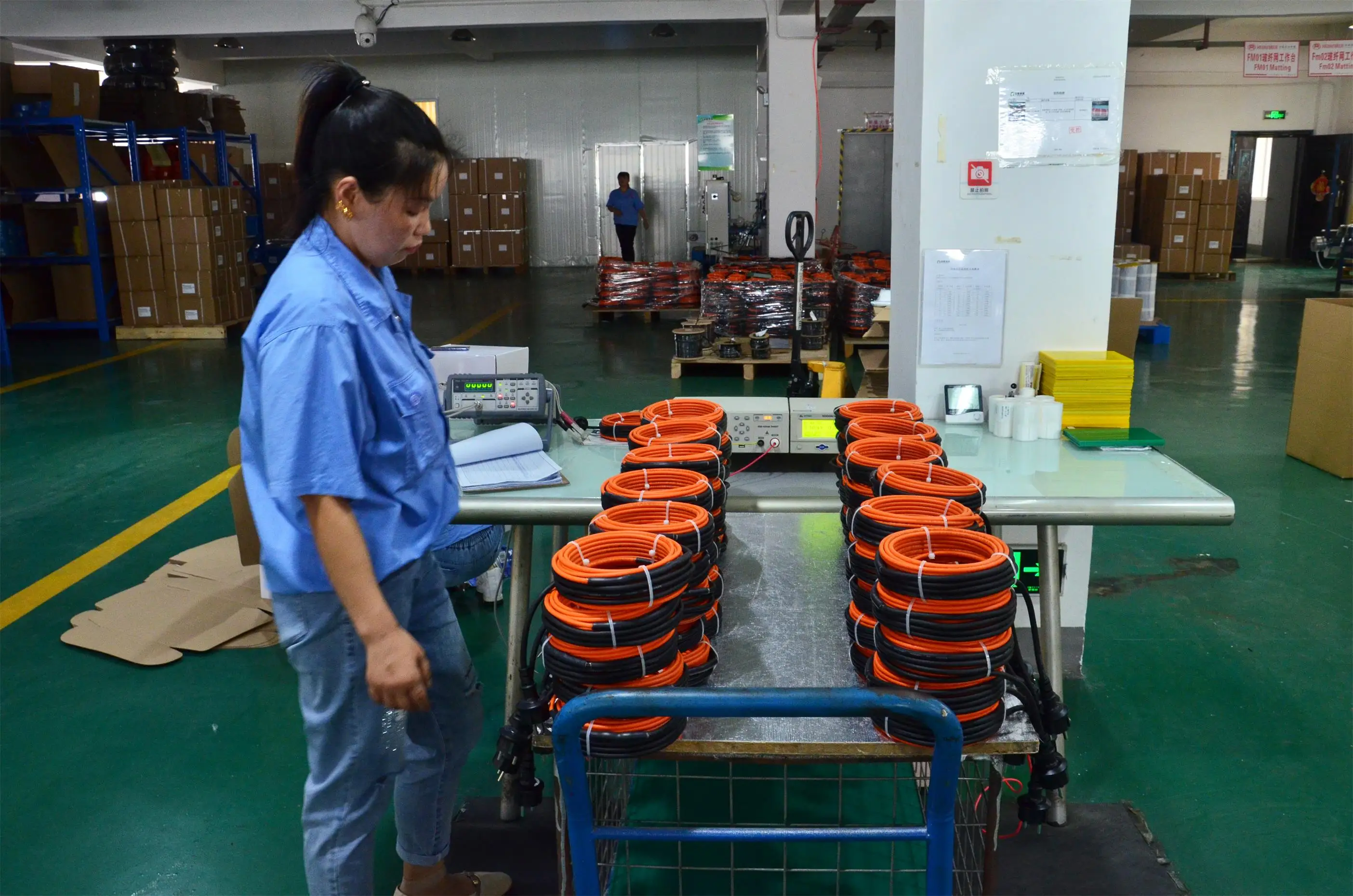 Water pipe heating cable roof defrost heating cable 12 volt heating cable