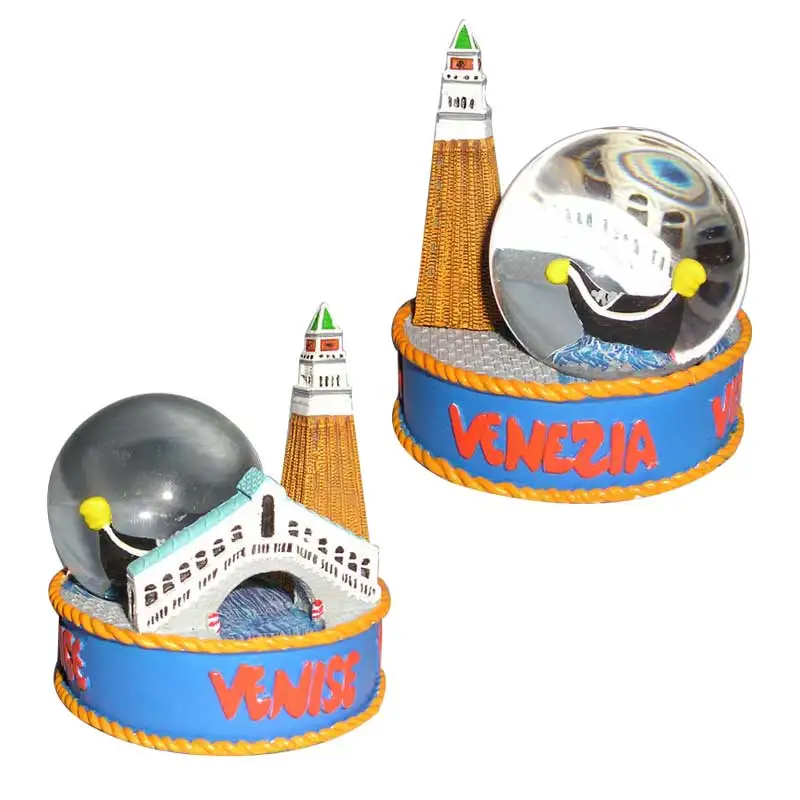 Wholesale Custom OEM Polyresin Home Decoration City Tourist Souvenir Gifts Craft Resin Water Globe