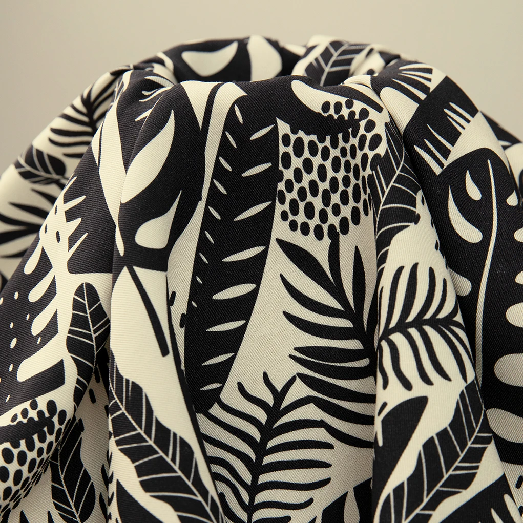 Изготовленный На Заказ «Чаллис» из искусственного шелка с цифровым принтом тропических в морском стиле узором виде листьев 100% вискоза ткань 160gsm для мужской одежды