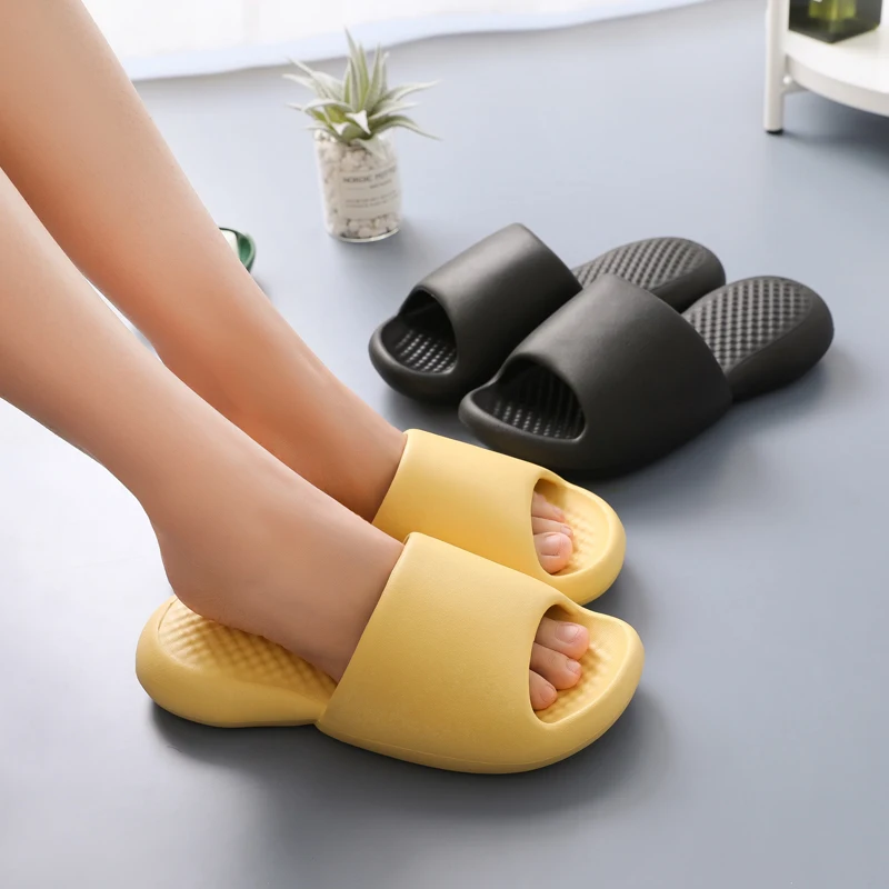 Ultra-thick And Soft-soled Indoor Home Plastic Slippers With A Strong Sense Ff Stepping On Shit