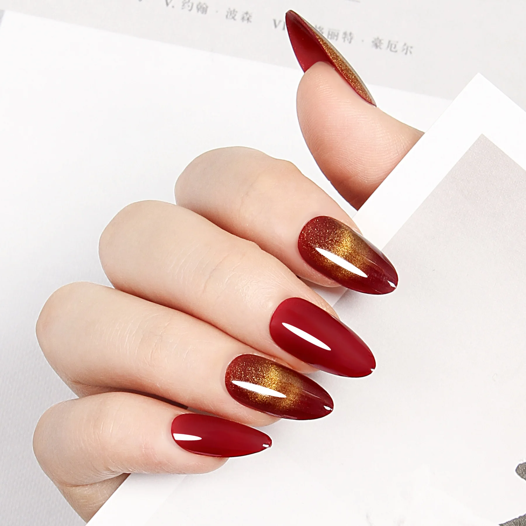 Wholesale High Quality Short Soft Gel Red Cat Eye Halloween Hand Made Press On NailsAcrylic Luxury Fake Nails