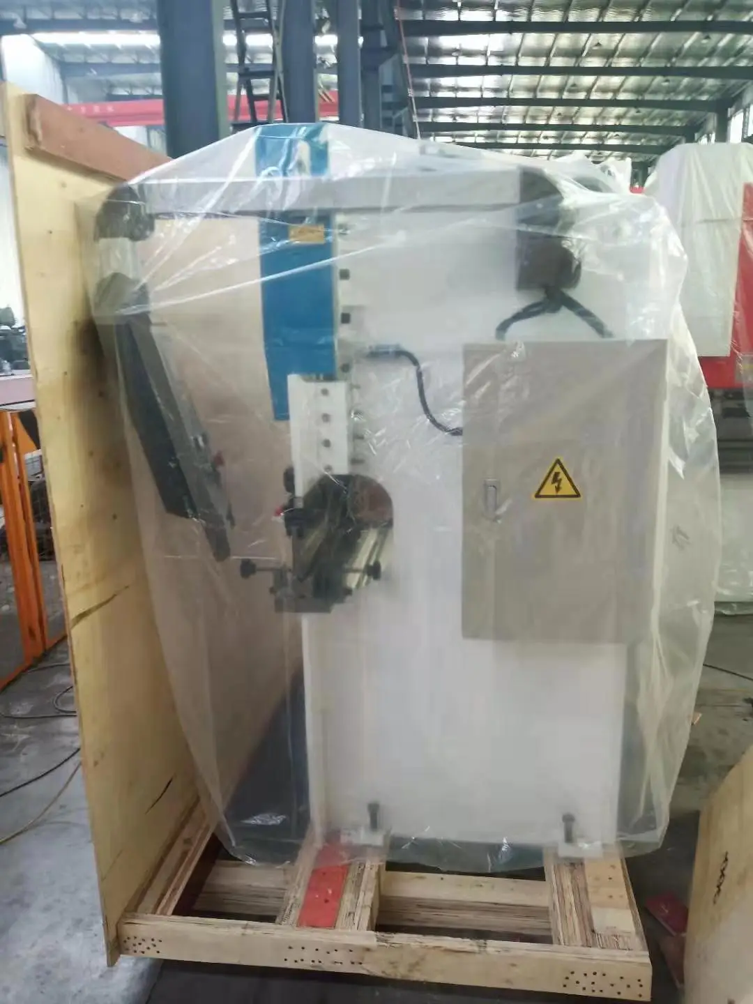 WC67Y 30 tons or 40T 1600mm hydraulic metal plate press brake machine with cnc or nc controller for sale