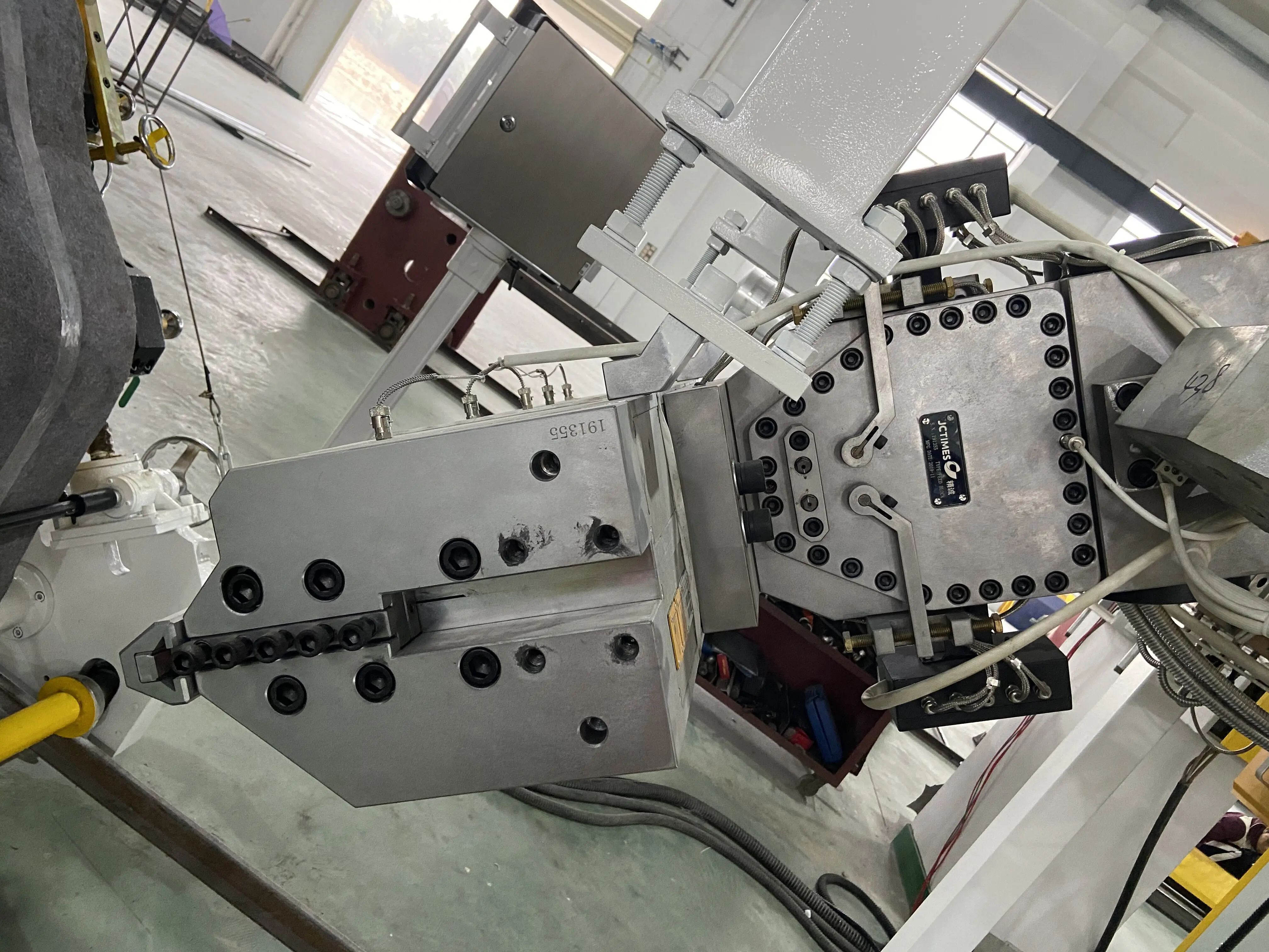 Three layers PP sheet plastic extruder machine triple screw