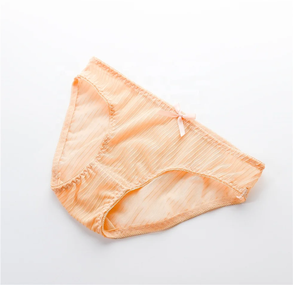 New Fashion  Wireless Soft Seamless Sexy Cute Teen underwear panties and bra nice girl Bra woman underwear panties and bra