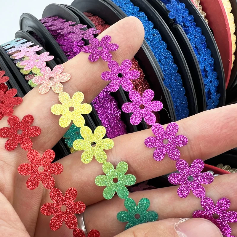 New Fashion Glitter Powder 12mm 15mm 18mm 25mm PET Film Flower For Garment Handicrafts Hair Shoes Bags DIY Accessories
