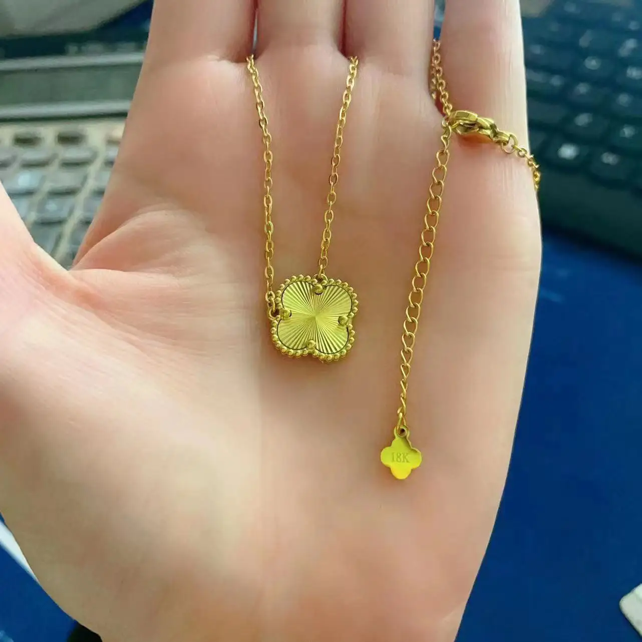 High quality recessed border gold four-leaf clover jewelry good luck personality fastness stainless steel jewelry