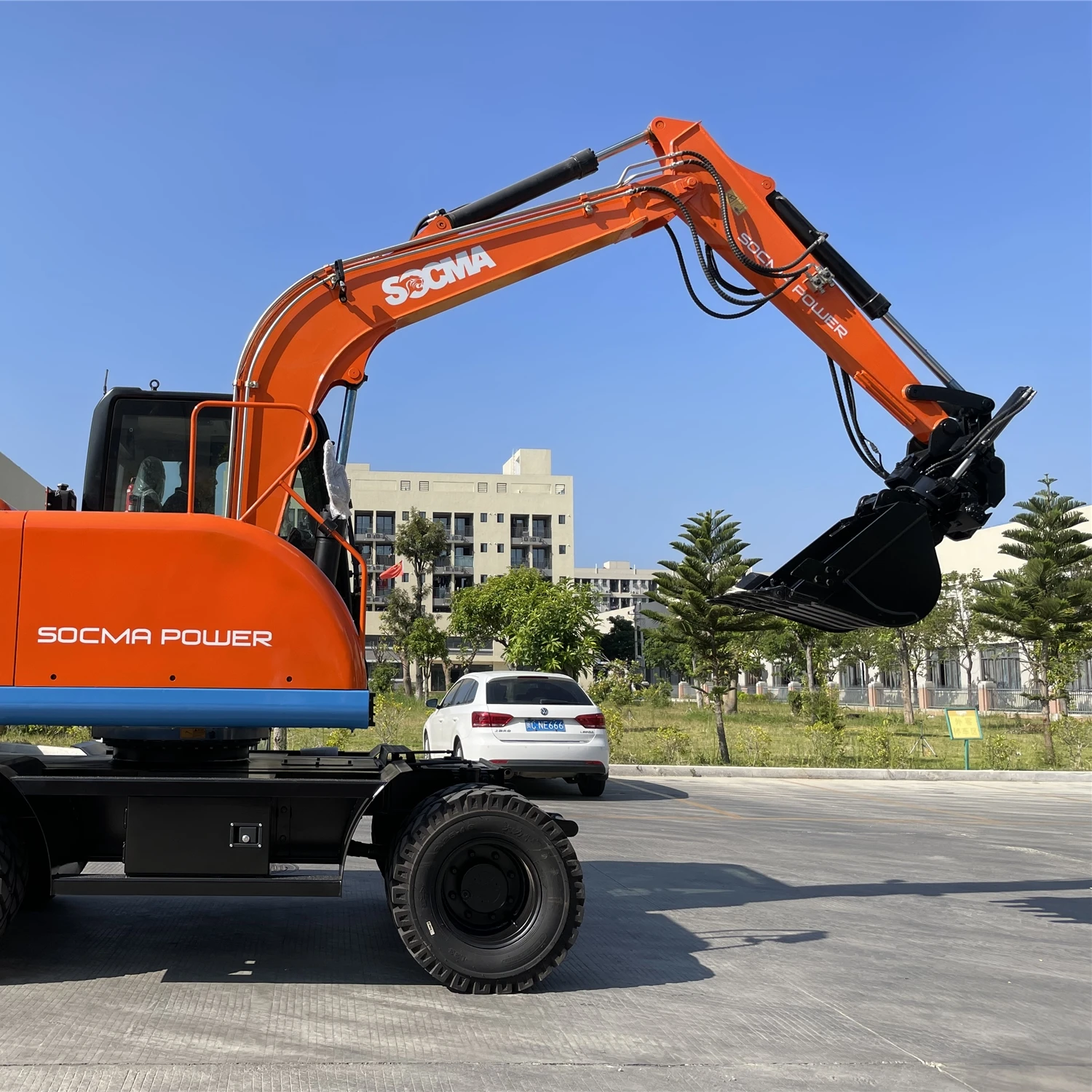 8ton 13.5ton 15ton 25ton Lithium Battery Electric Excavator Backhoe Earth Moving Machine Battery Crawler Excavator