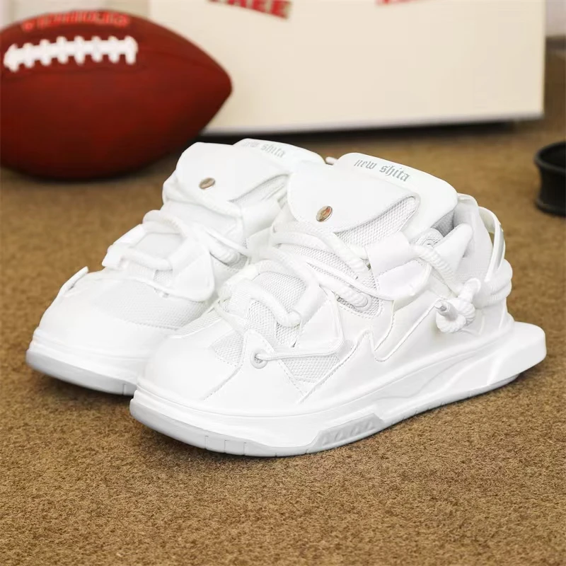 Zari Ready To Ship MOQ 30 Pairs Mixed Colors 2024 New Casual Design Of Retro Board Shoes Unisex Sneaker Couple Shoes Fashion