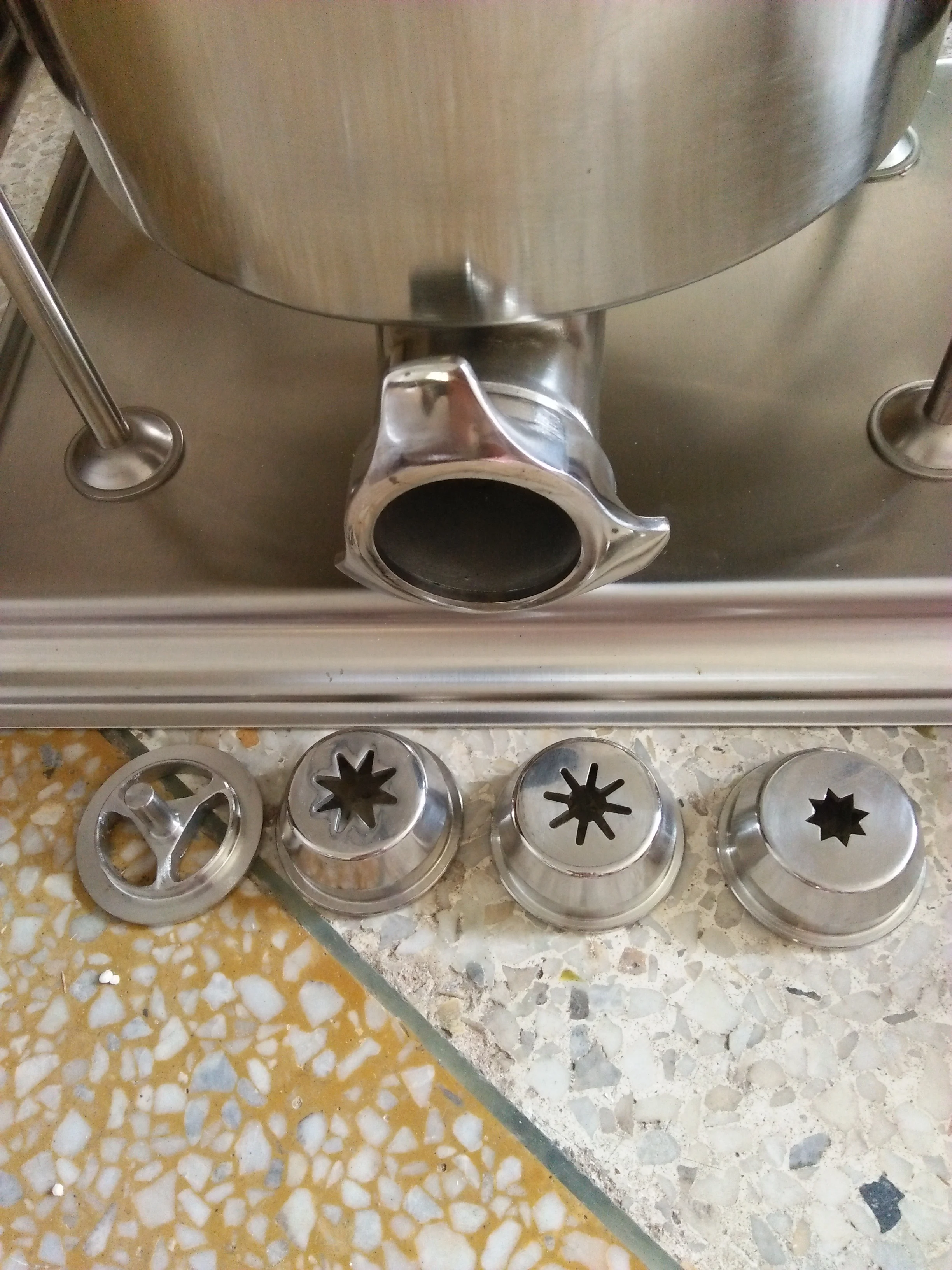 10L Vertical Stainless steel Churros maker Machine 2 in 1 type Vertical Sausage stuffer/filler with stainless piston