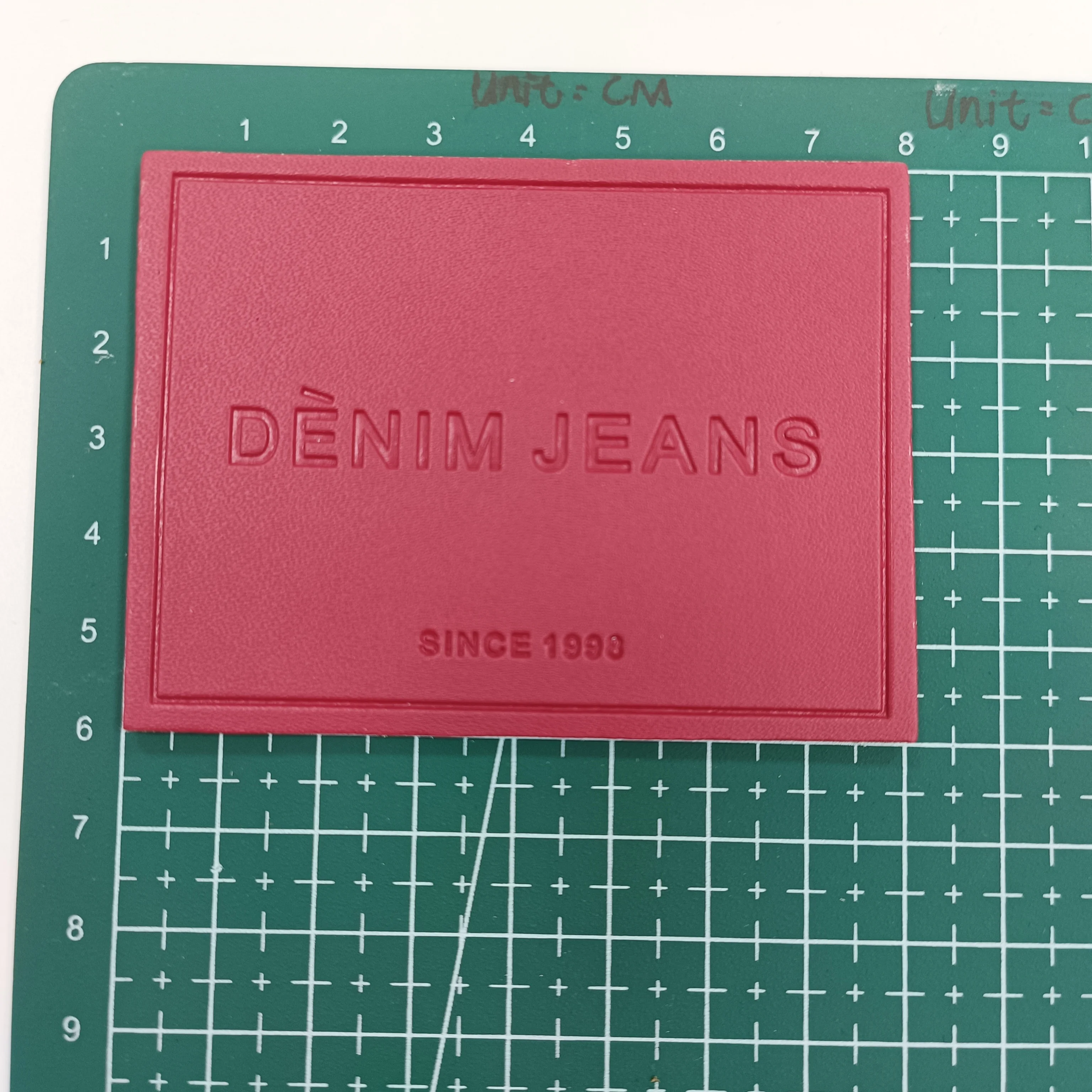 Customized Jeans with Genuine Leather Patches and Embossed Tags at Preferential Prices Fashion Clothing Metal Logo