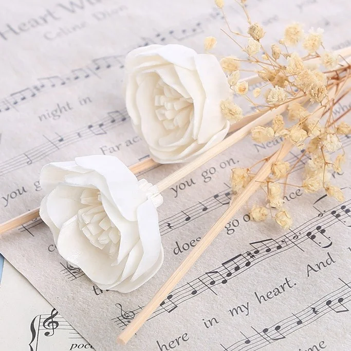 Wholesale handmade sola wood aroma oil diffuser flowers with rattan reed diffuser sticks