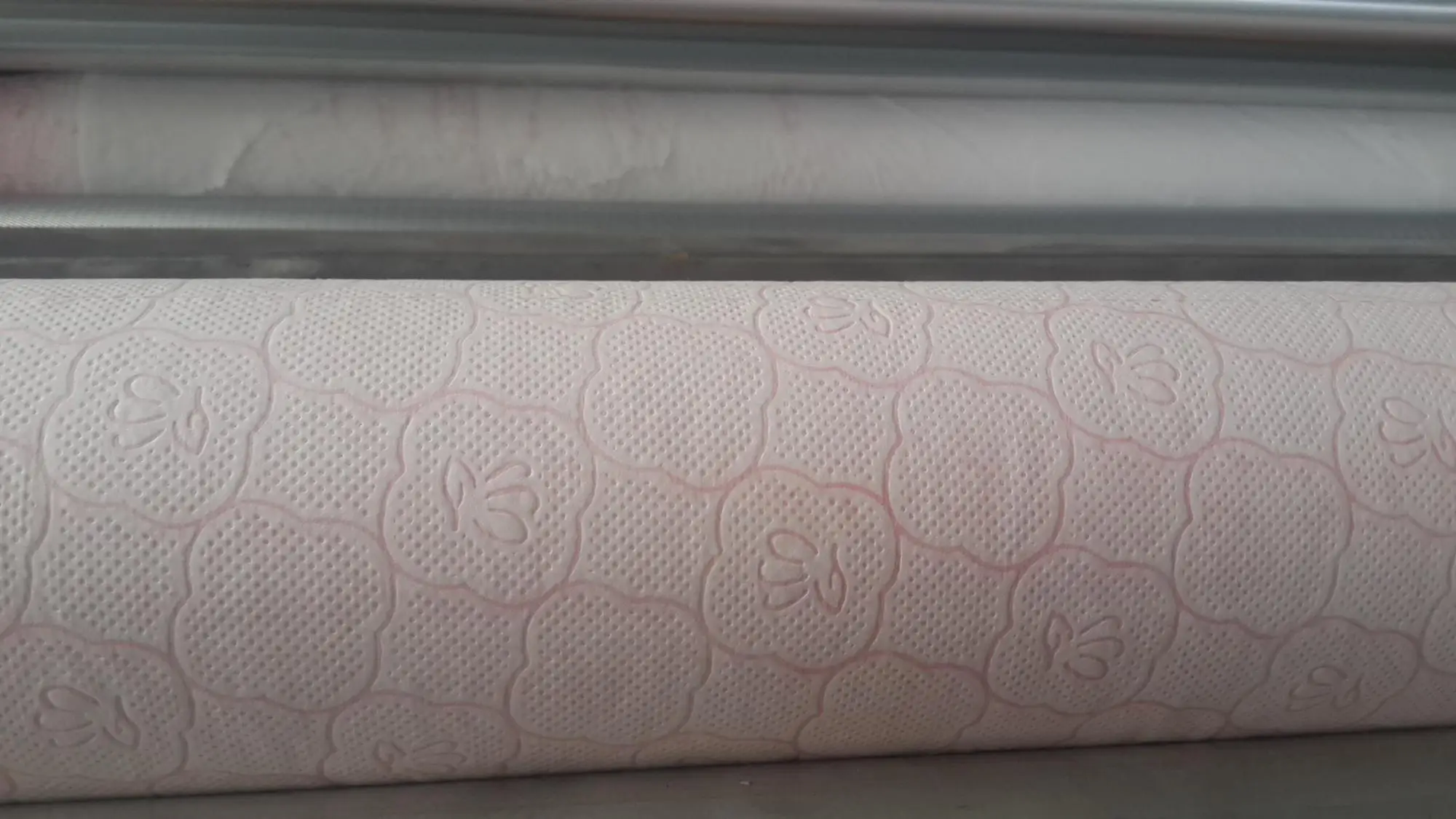 Automatic kitchen towel paper roll perforating rewinding machine