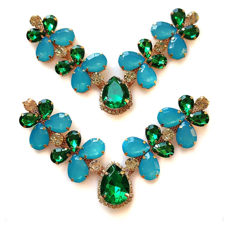 acrylic stones V shape Shiny Crystal Rhinestone Claw Shoes Ornaments Shoe Decoration for flip flop