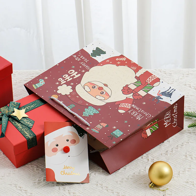 Wholesale Luxury Paper Gift Bag with handle for Christmas Gift