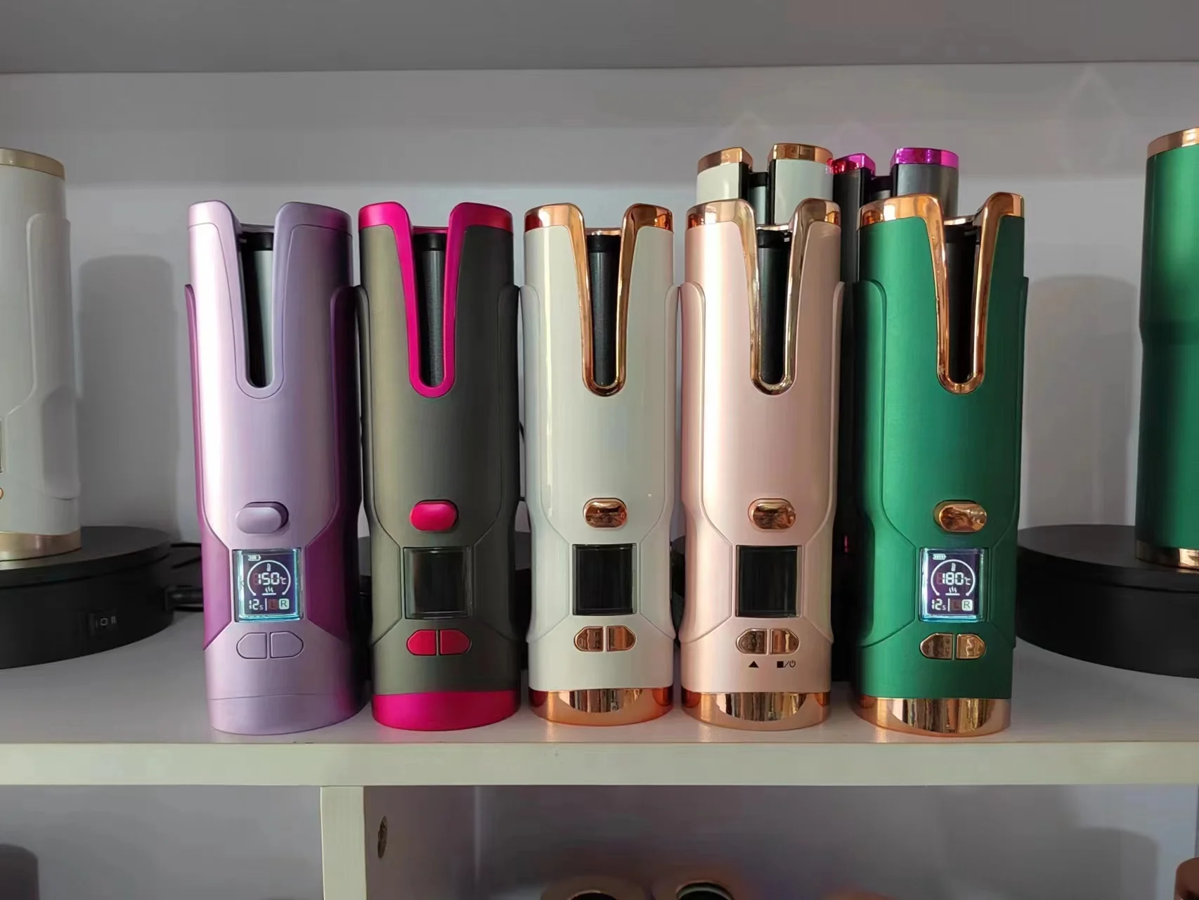 Hot Mini Wireless Rechargeable Portable Electric Spiral Curly Hair Curler Automatic Cordless Hair Curler Curling Iron