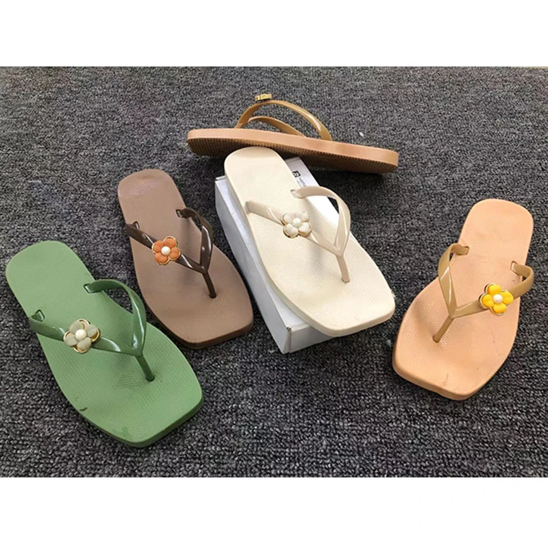 China factory  comfortable and casual pvc platform flip flops beach female slippers