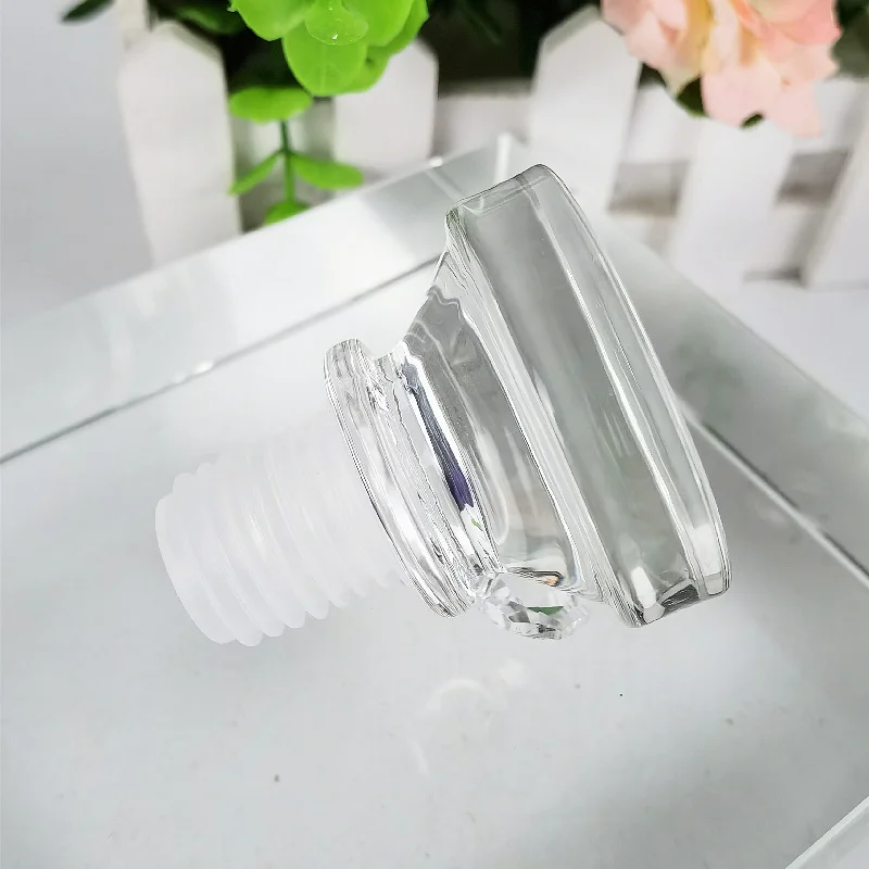 Innovative Whisky Sealed Wine Bottle Stopper Glass Brandy Cork Bottle Stopper Crystal Wine Stopper
