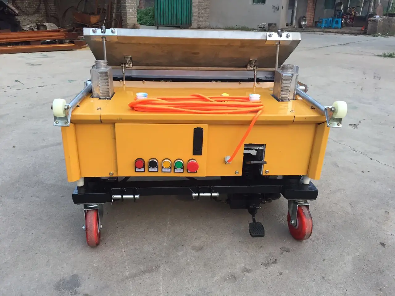 High Quality in China  spray the wall machine  Cement construction engineering  Automatic wall wiping machine  Cement plastered