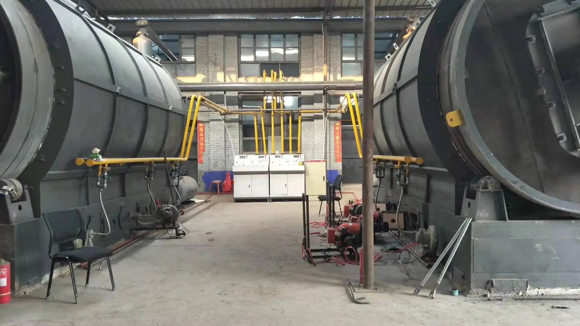 Factory price plant waste tyre pyrolysis machine recycling scrap tyre to oil in USA