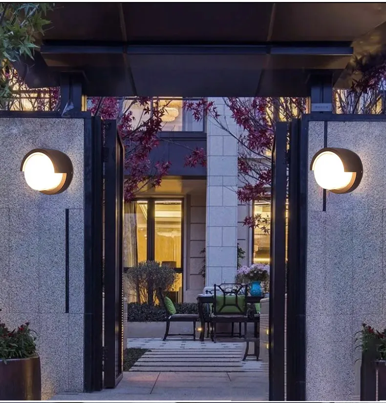 Wholesale Infrared Body Sensor Garden security light Wall Lamp Intelligent Sensor LED Waterproof Outdoor Wall Light