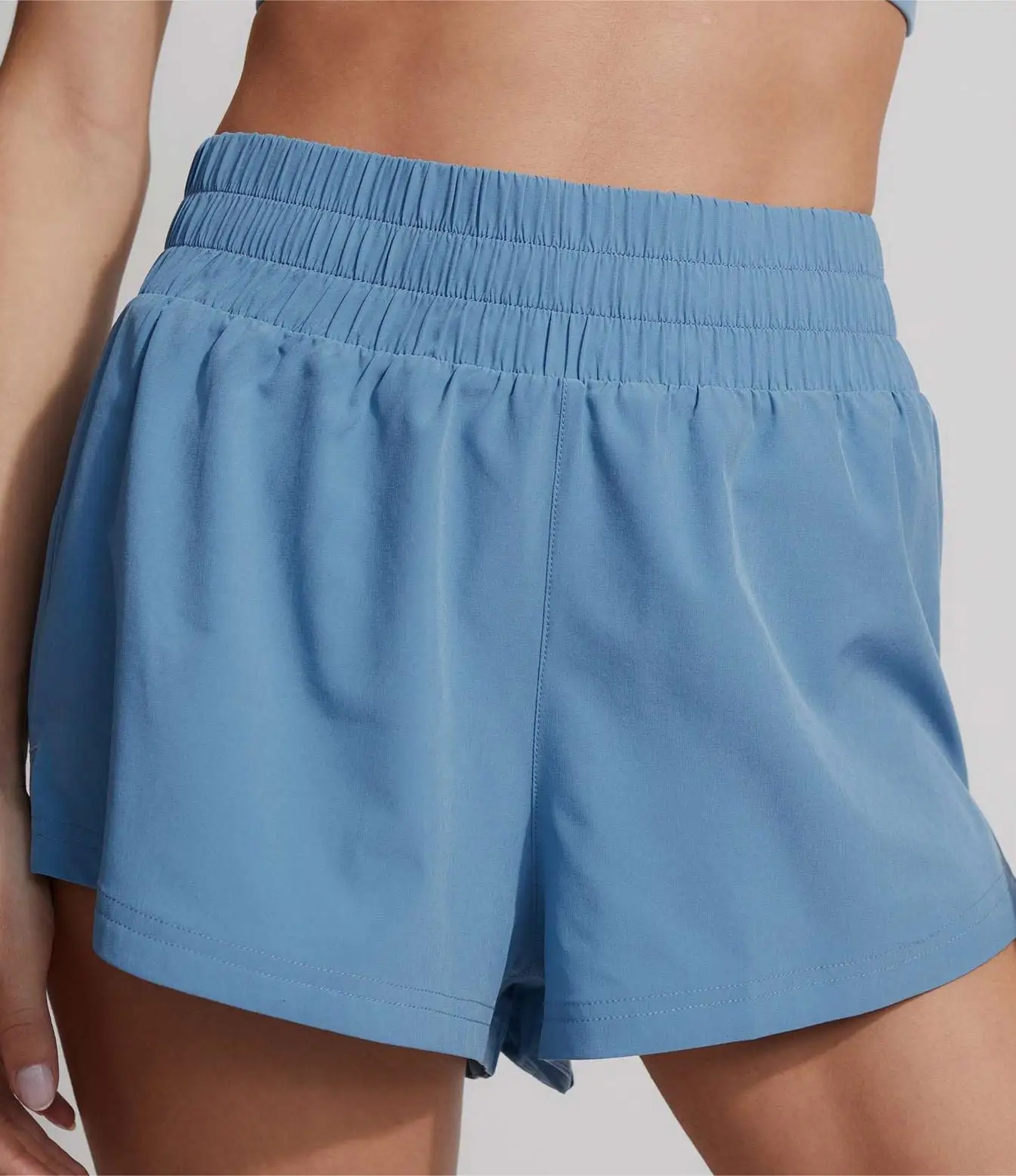 Wholesale Custom Logo High Quality Breathable Fabric Spandex Polyester Pocket Gym Shorts Women