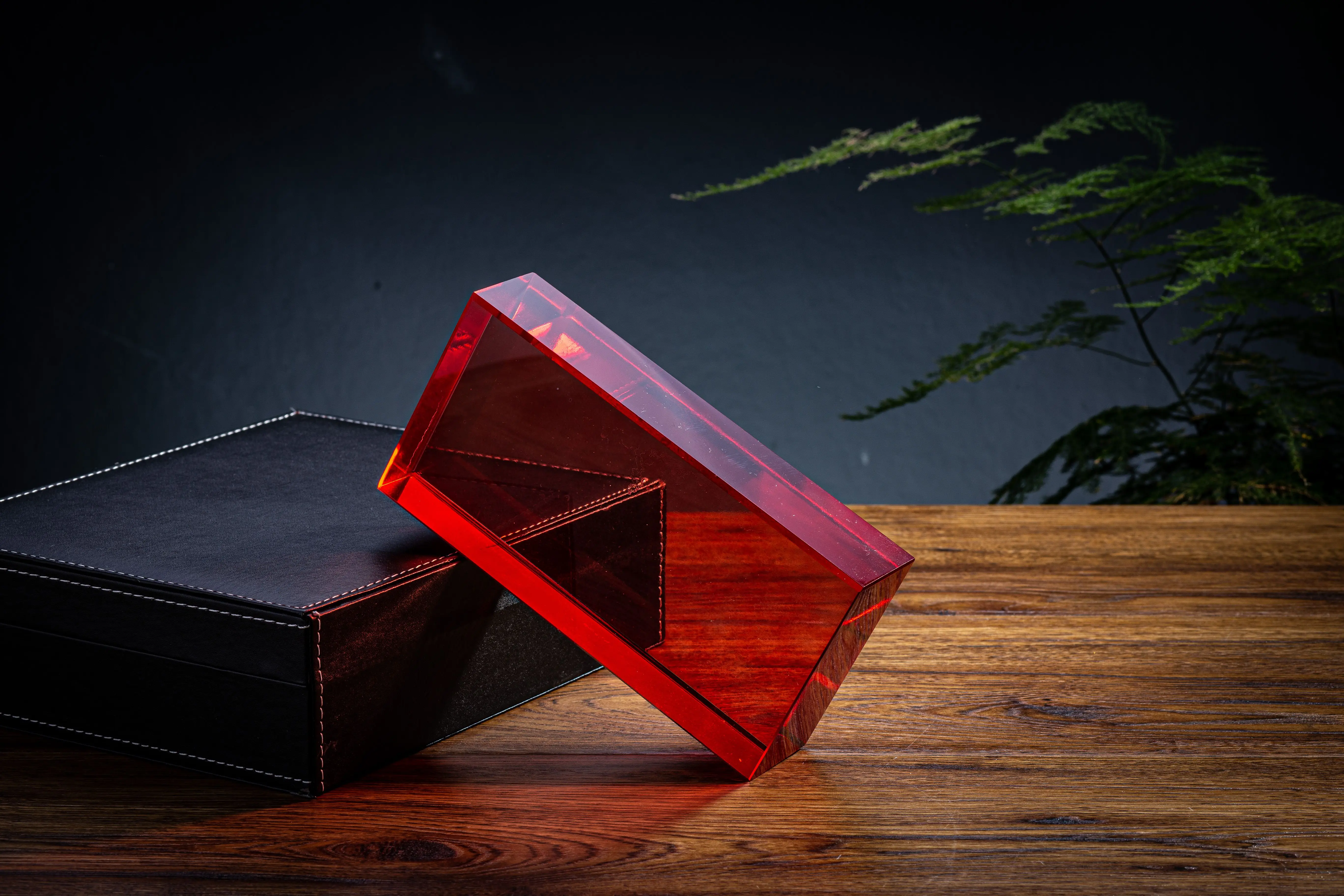 China Factory Supply 200x100x50mm K9 Perforated Brick Solid Hot-Melt Glass Brick