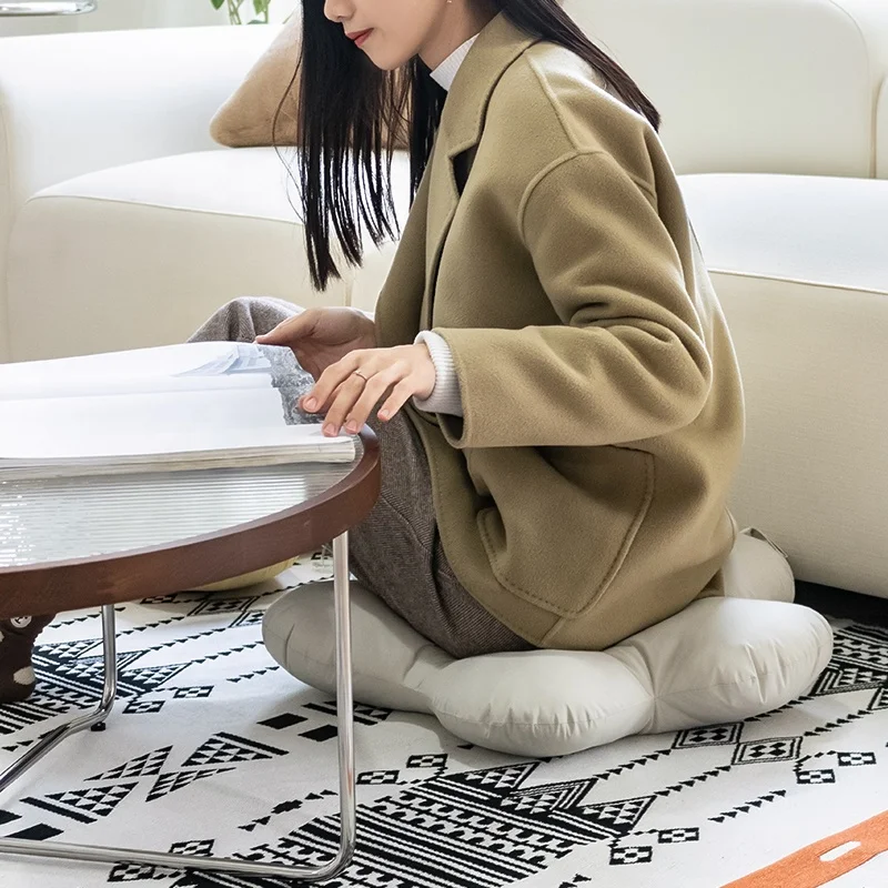 2022 New Arrivals Customizable High Quality Modern Style Designer Cushion Kids Room Sofa Decor Flower Decorative Seat Cushions