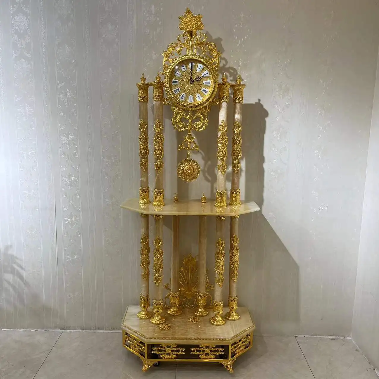Luxury European Grandfather Clock Living Room Villa Hotel Decoration Floor Clock Golden Crystal Custom Clock