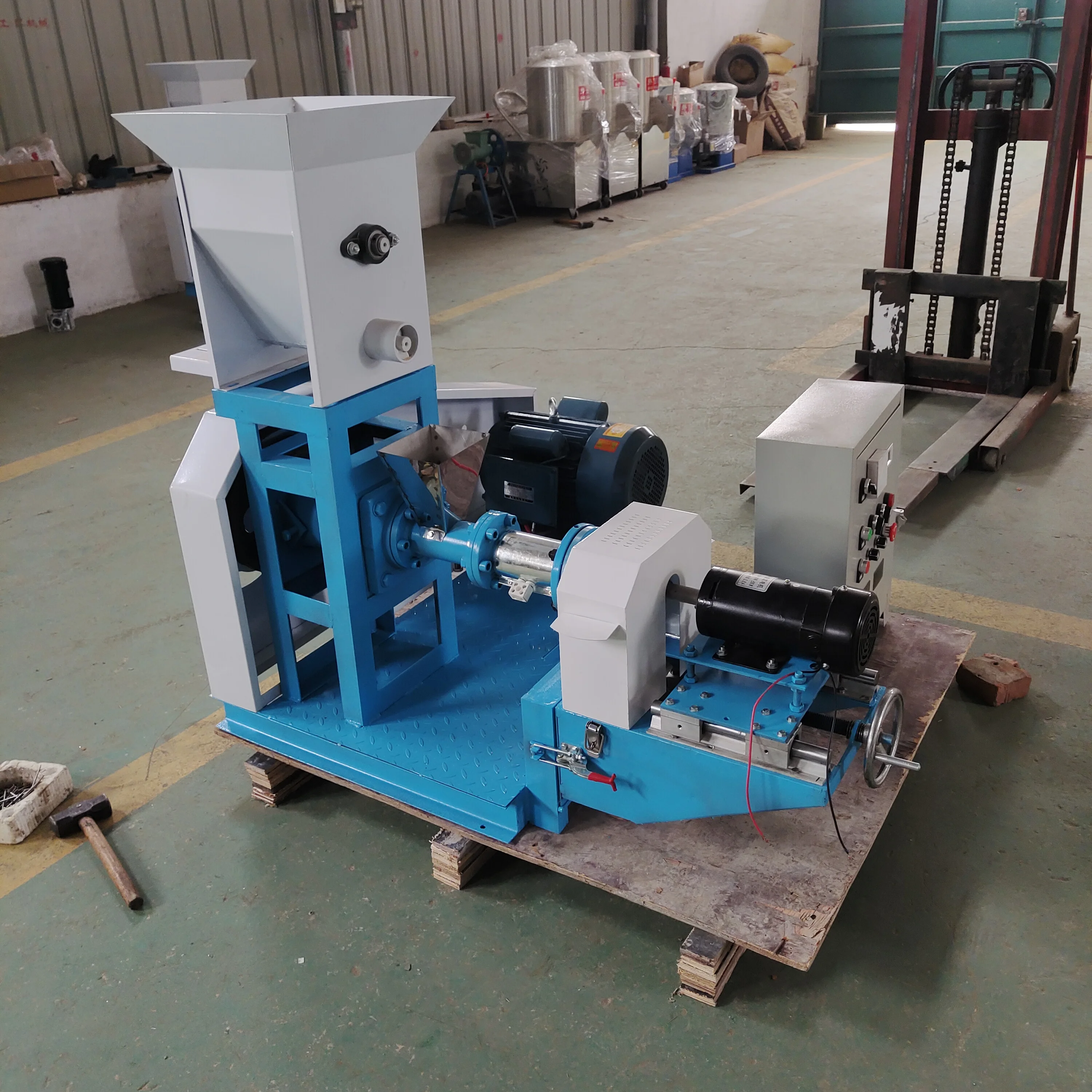 Small big Bulking Machine home farm business electric cat dog floating fish feed mill pellet extruder Bulking Machine in nigeria