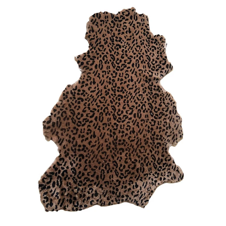 Natural Fur Lamb Skin Pelt Leopard Printed Real Fur Skin