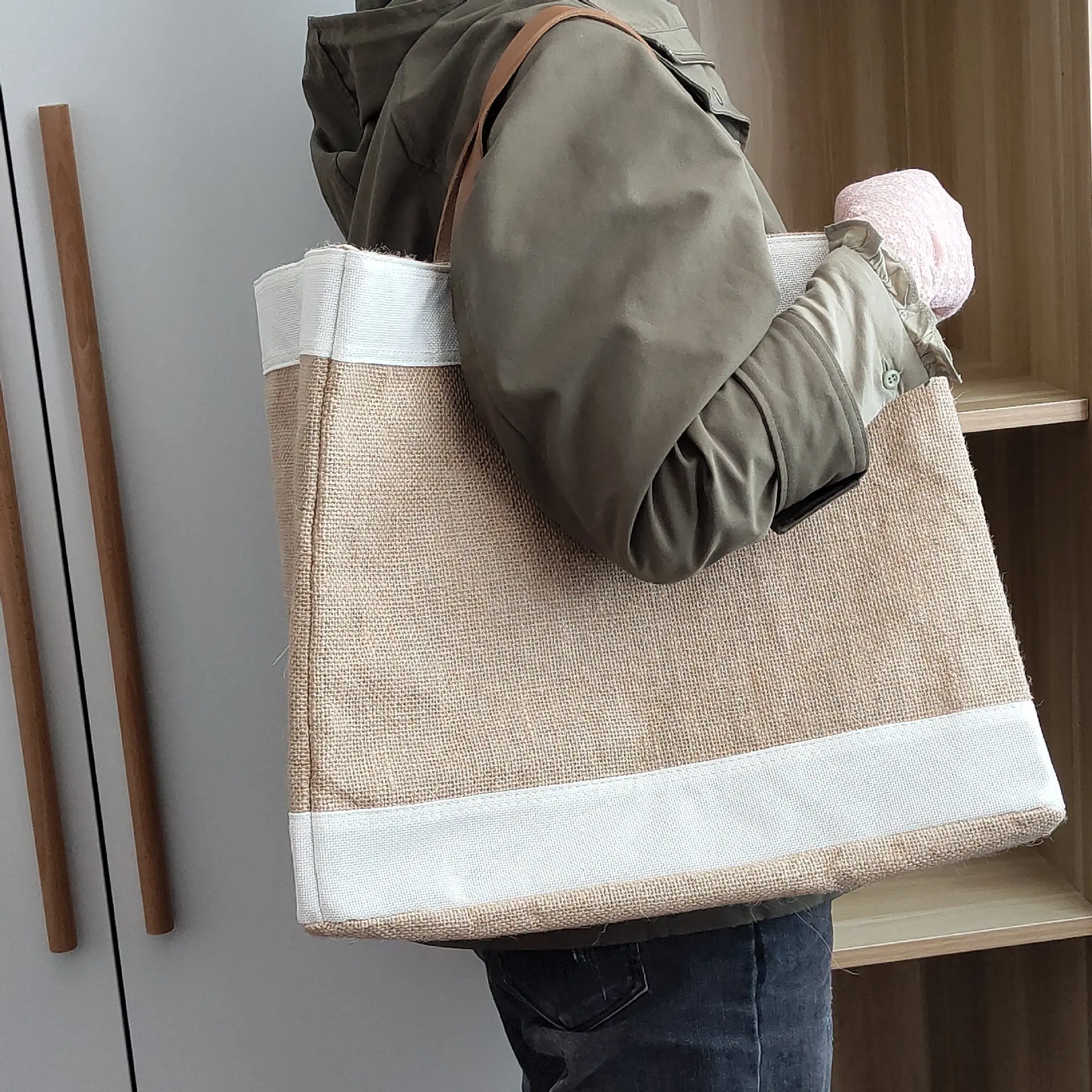 Eco customized brand logo PU leather handle plain blank linen burlap jute shopping tote bag