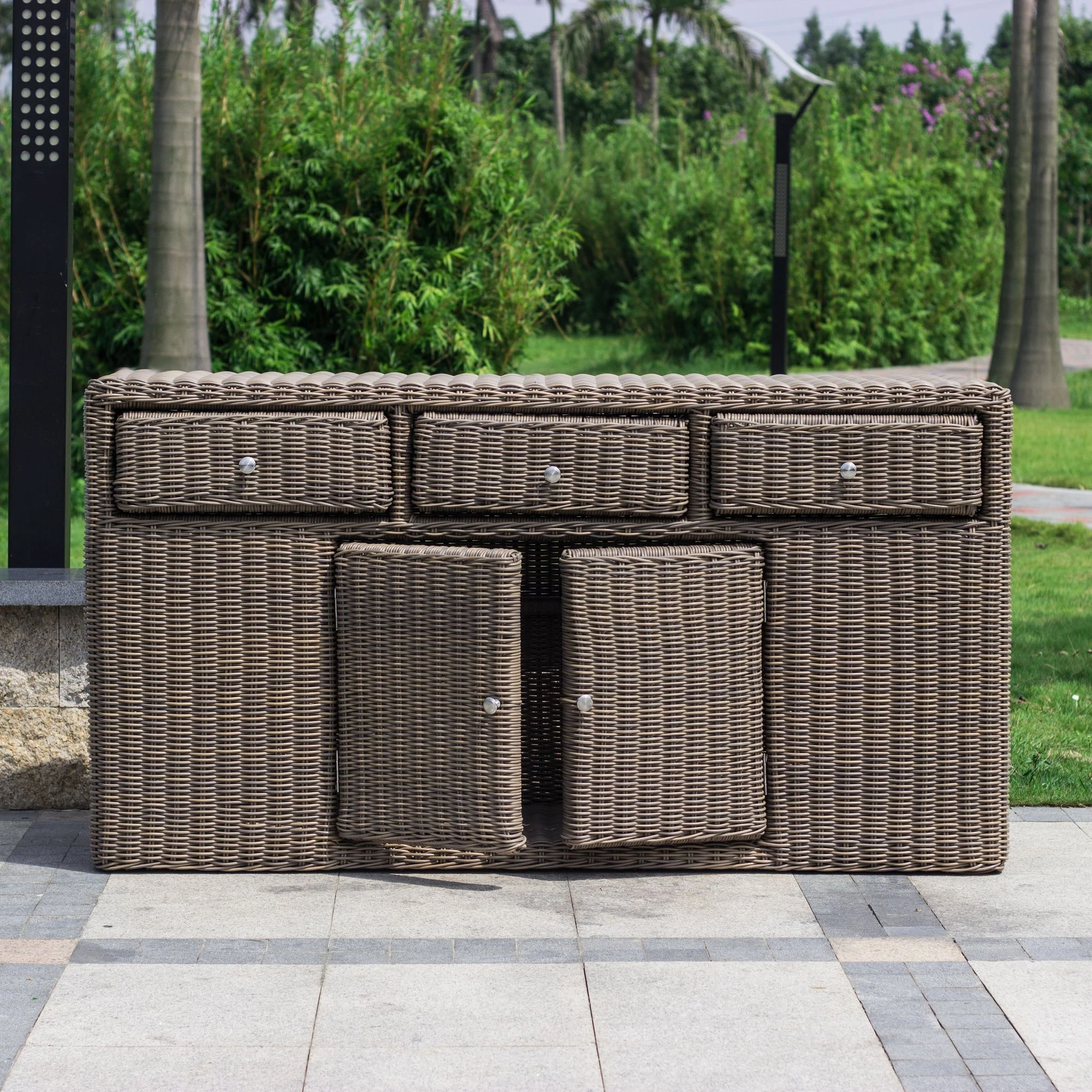 Outdoor tall table and chair set Classic design furniture rattan locker